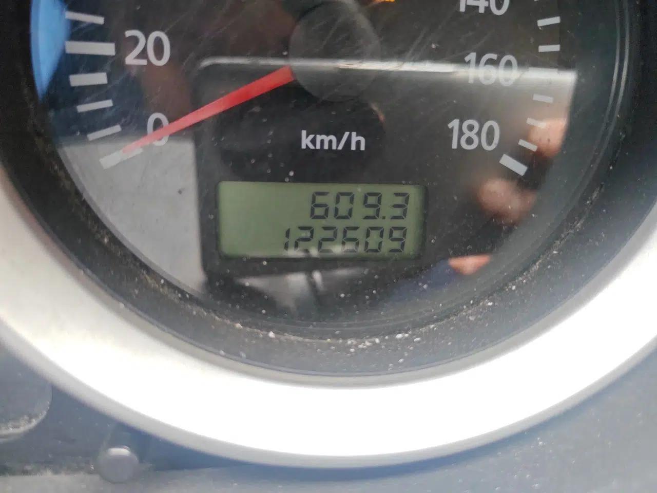 Foton MP-X E 2016 2.0L Express Edition 4G63 — миниатюра 13