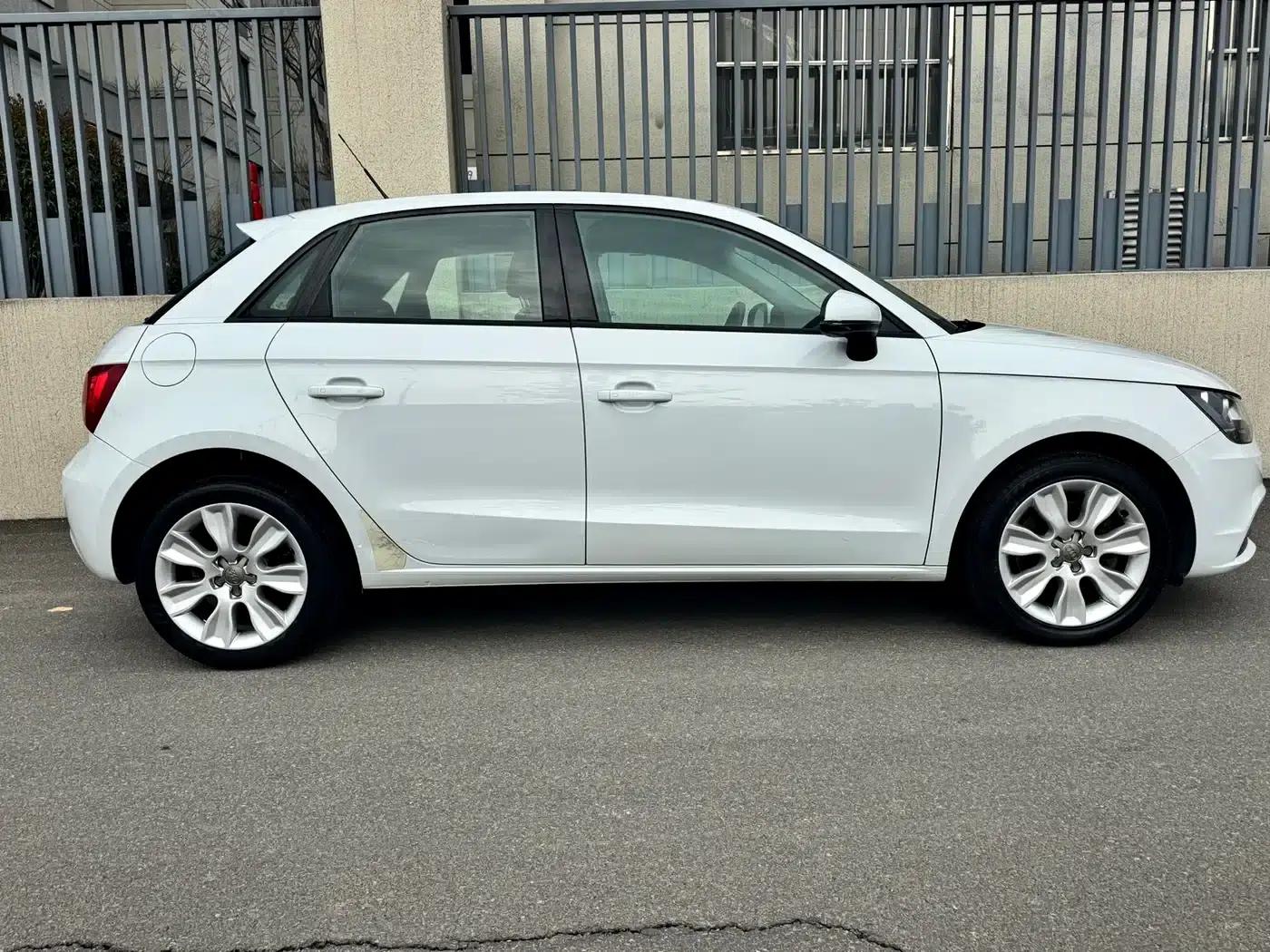 Audi A1 2014 30 TFSI Sportback Fashion Edition — миниатюра 3