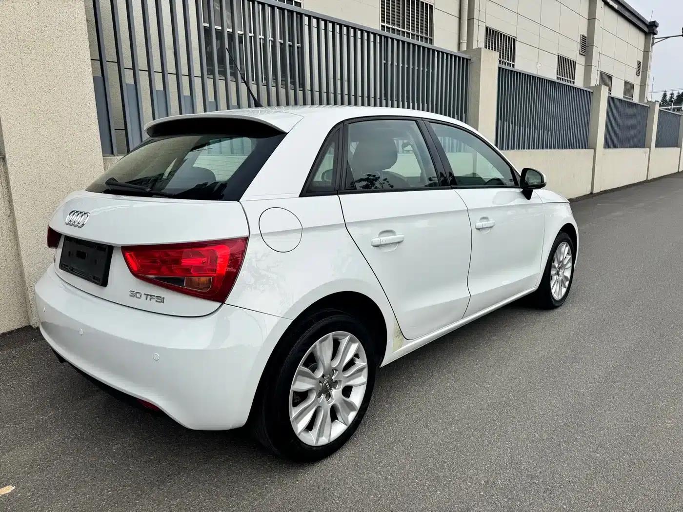 Audi A1 2014 30 TFSI Sportback Fashion Edition — миниатюра 8