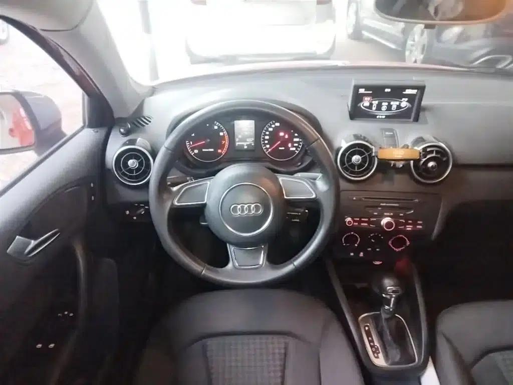 Audi A1 2014 30 TFSI Fashion Edition — миниатюра 11