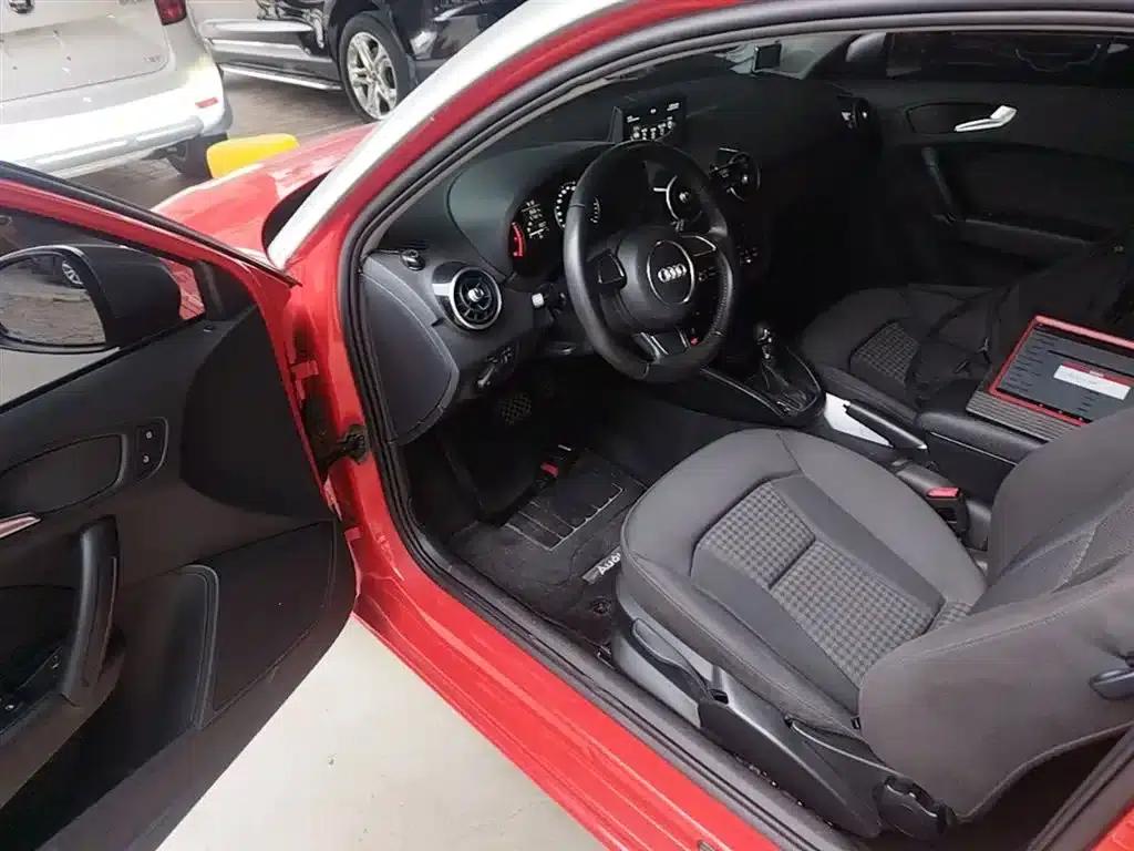Audi A1 2014 30 TFSI Fashion Edition — миниатюра 16