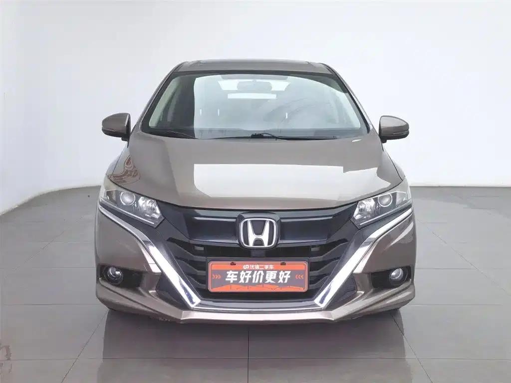 2017 Honda Crider 1.5L CVT Comfort Edition — миниатюра 3