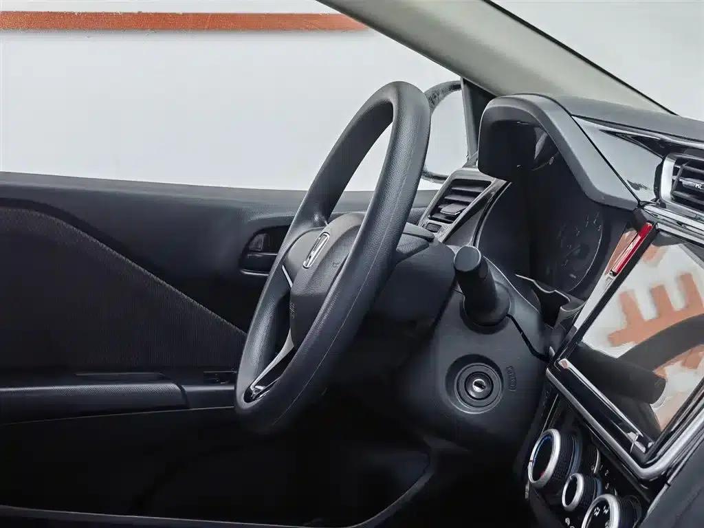 2017 Honda Crider 1.5L CVT Comfort Edition — миниатюра 22
