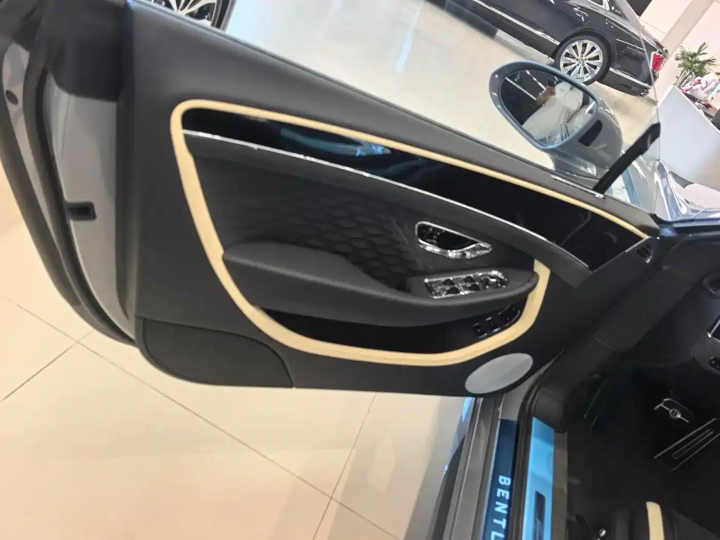 2025 Continental Plug-in Hybrid GT Ultimate Edition — миниатюра 5