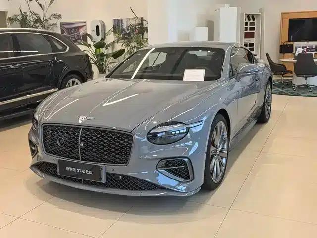 2025 Continental Plug-in Hybrid GT Ultimate Edition