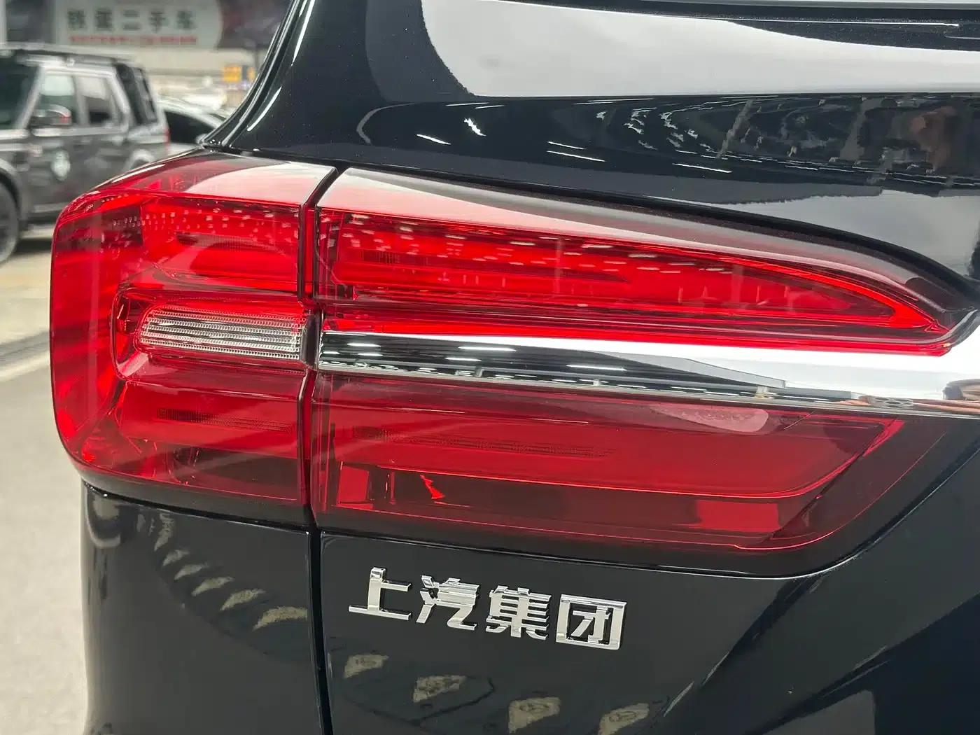 Roewe RX8 2019 30T Intelligent Internet Two-Wheel Drive Super Flagship Edition — миниатюра 14