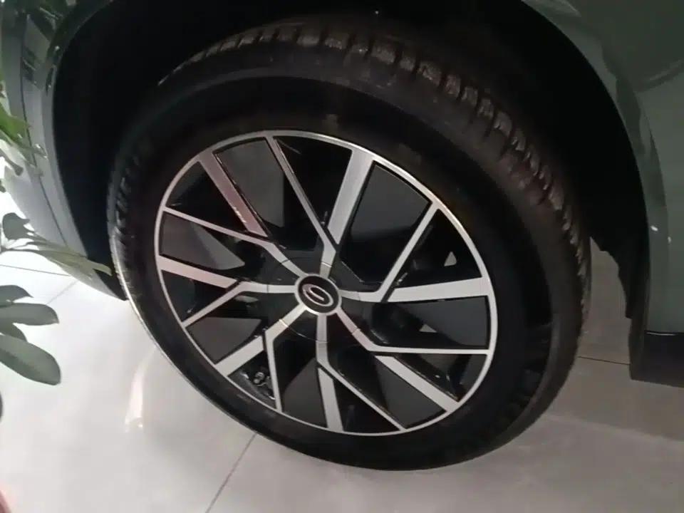 GAC Trumpchi Xiangwang S7 2025 180km Ultra All-Wheel Drive LiDAR Edition — миниатюра 4