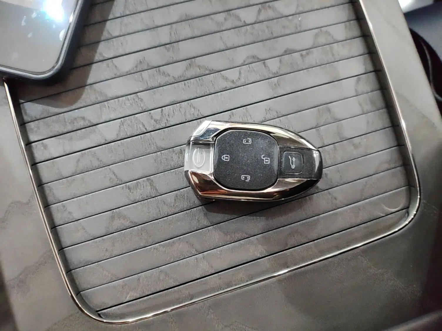 GAC Trumpchi Xiangwang M8 2025 Kunkun Series Ultra First-Class Cabin — миниатюра 22