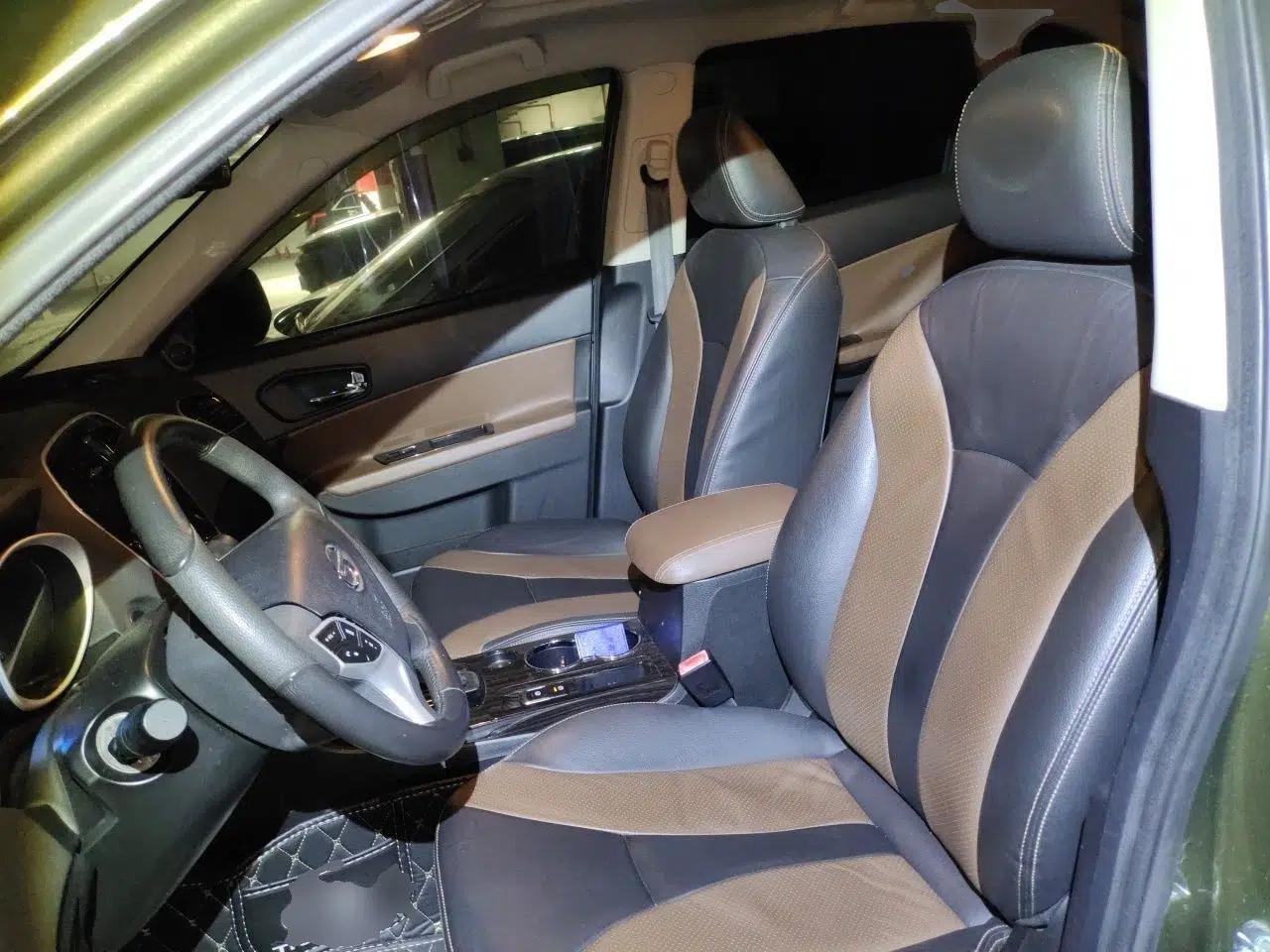 GAC Trumpchi GS5 Super 2015 1.8T Automatic Two-Wheel Drive Luxury Navigation Edition — миниатюра 16