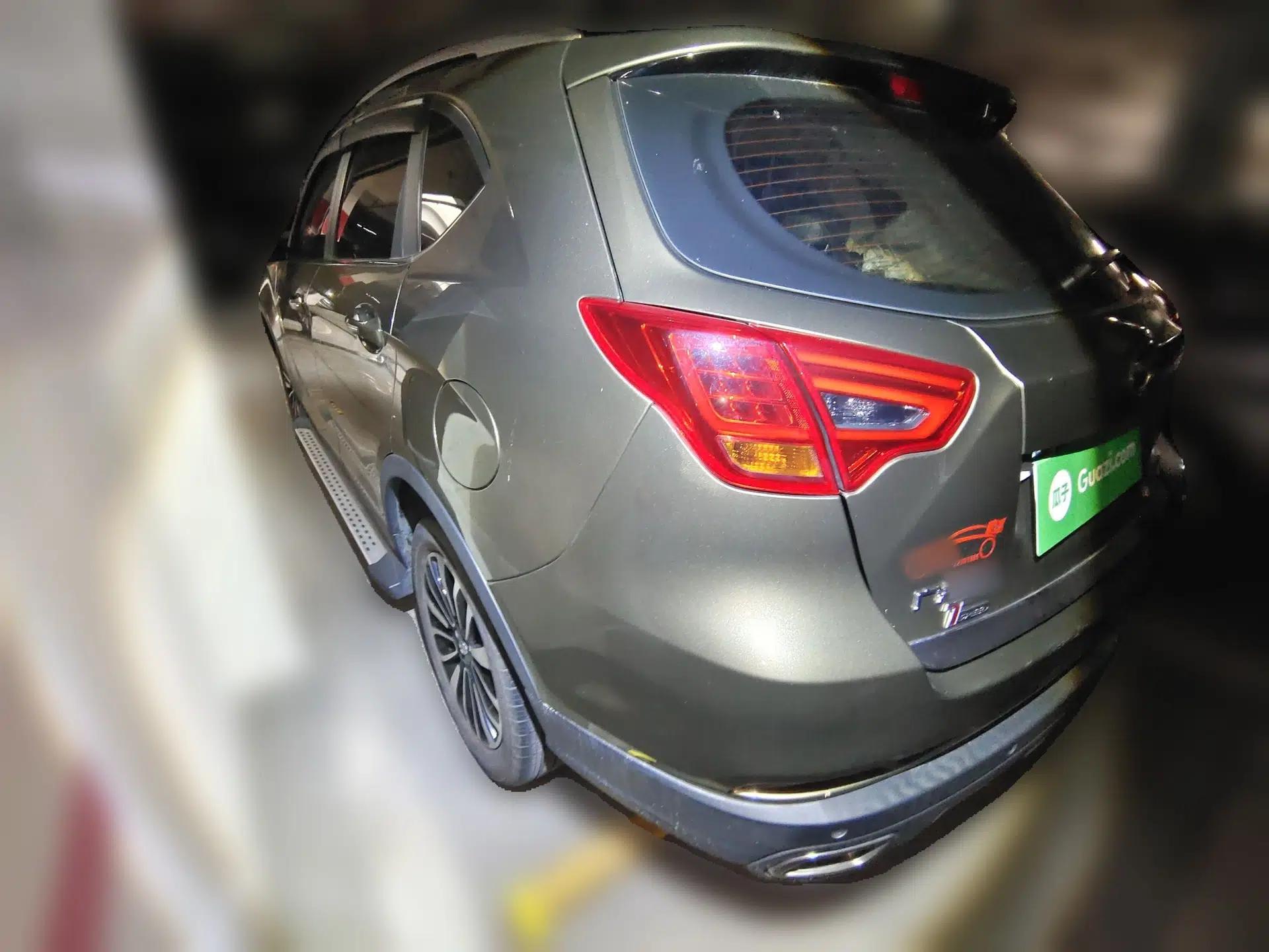 GAC Trumpchi GS5 Super 2015 1.8T Automatic Two-Wheel Drive Luxury Navigation Edition — миниатюра 6