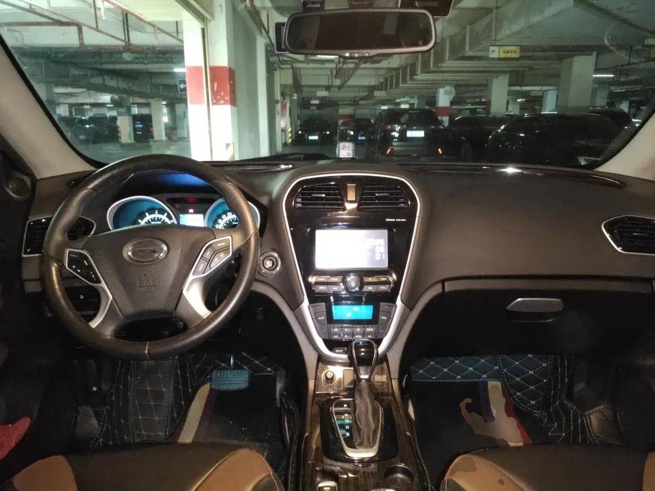 GAC Trumpchi GS5 Super 2015 1.8T Automatic Two-Wheel Drive Luxury Navigation Edition — миниатюра 10