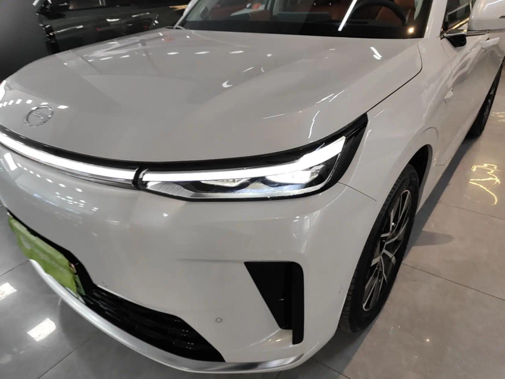 GAC Trumpchi S9 2025 Model Qiankun Ultra 6-Seater — миниатюра 2