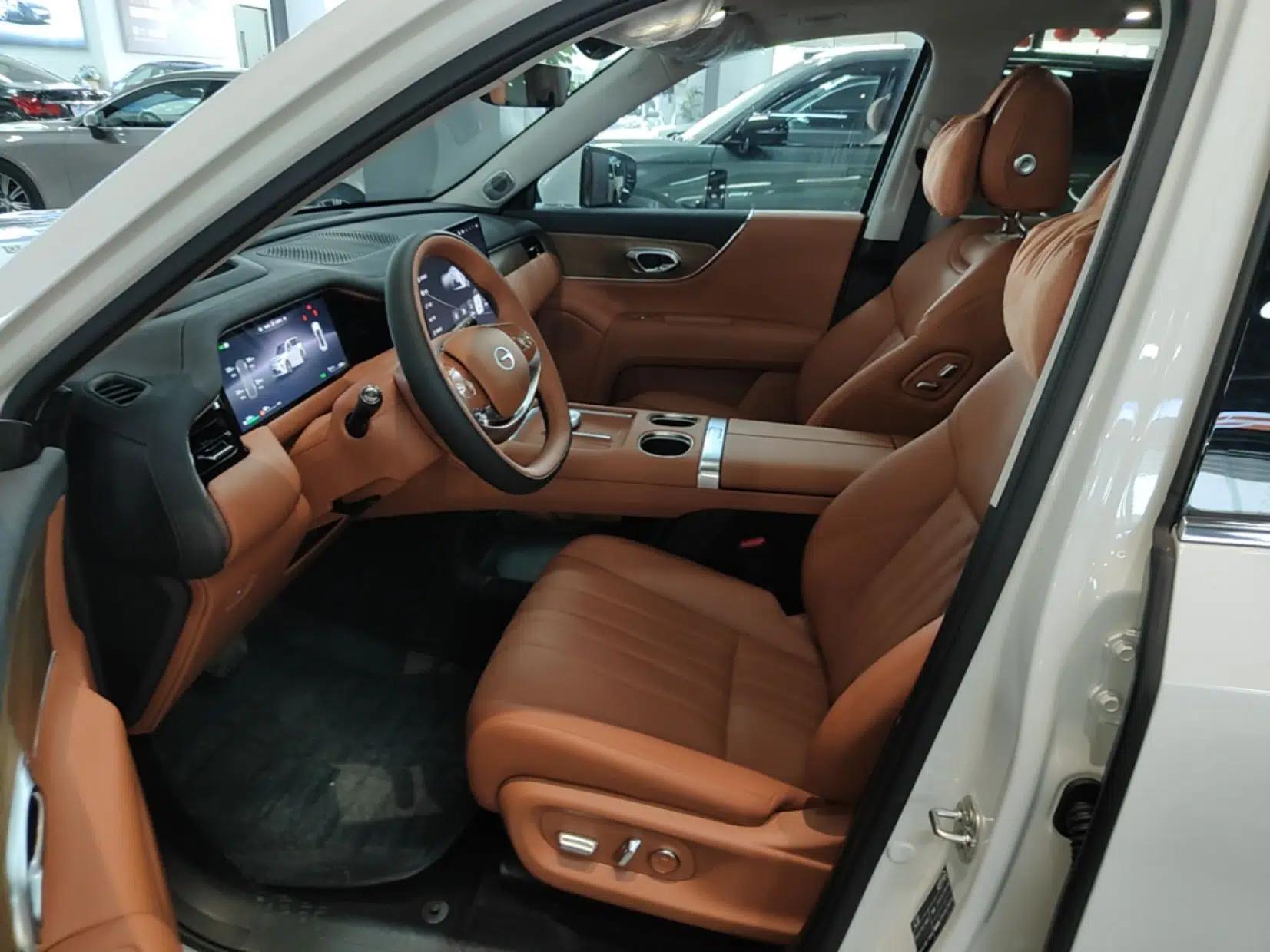 GAC Trumpchi S9 2025 Model Qiankun Ultra 6-Seater — миниатюра 16