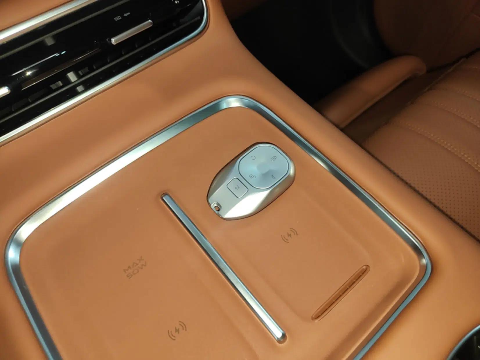 GAC Trumpchi S9 2025 Model Qiankun Ultra 6-Seater — миниатюра 19