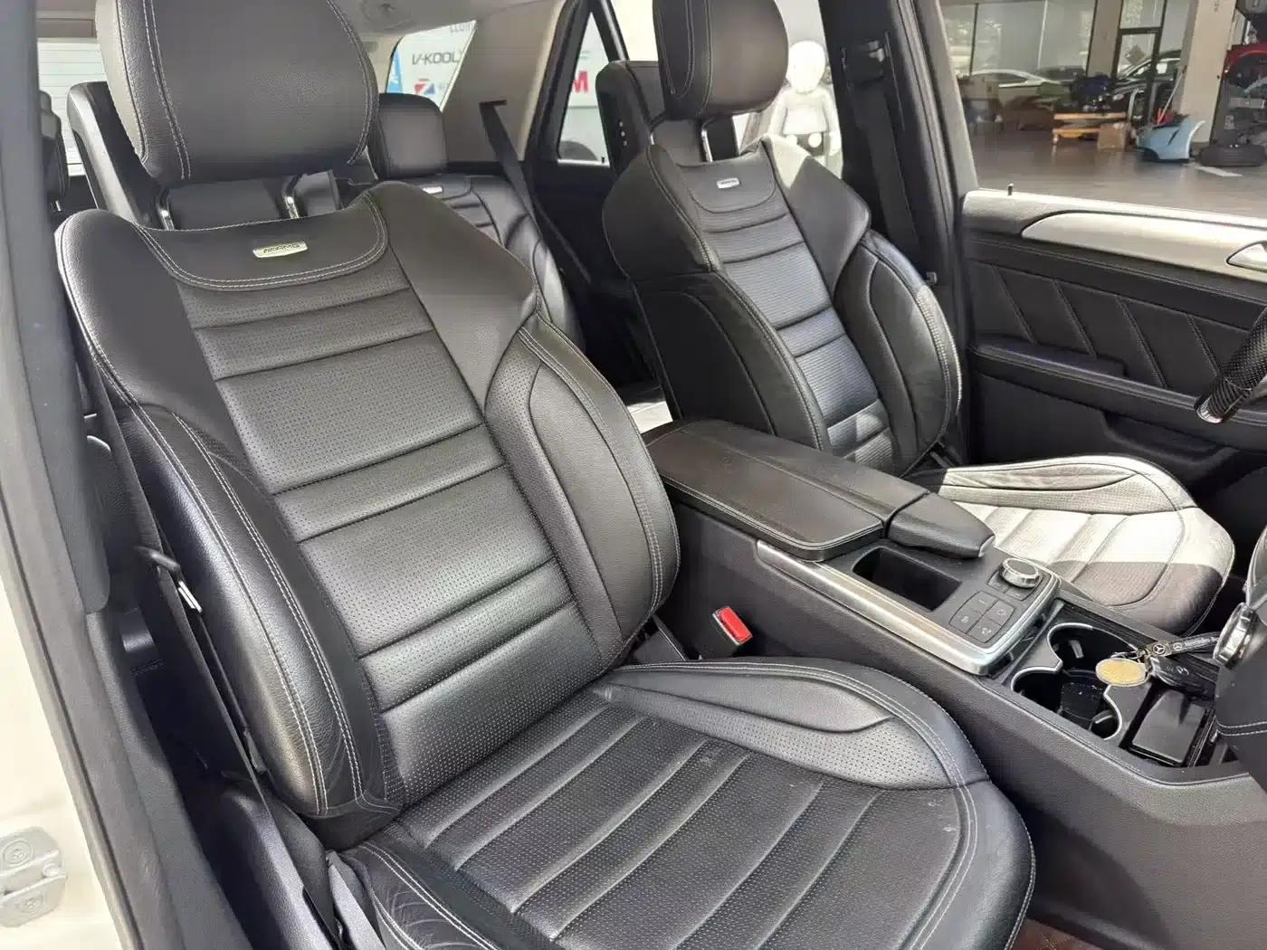 2012 Mercedes-Benz M-Class AMG ML 63 — миниатюра 7