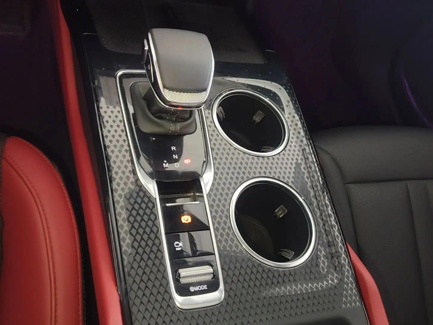 Hongqi HS3 2023 1.5T Two-Wheel Drive Shanwei Edition — миниатюра 17