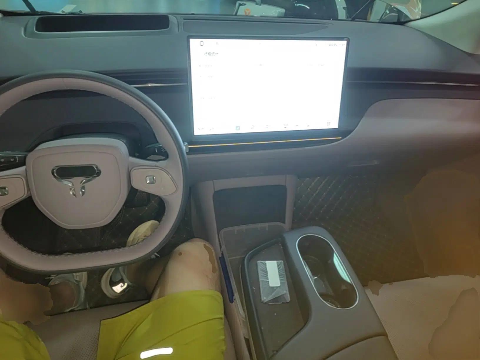 Hongqi Tiangong 06 2025 520 Smart Selection Edition — миниатюра 13