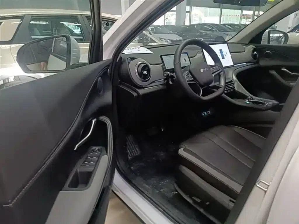 Hiace 05 DM-i 2025 DM-i Smart Driving Edition 75KM Premium — миниатюра 16