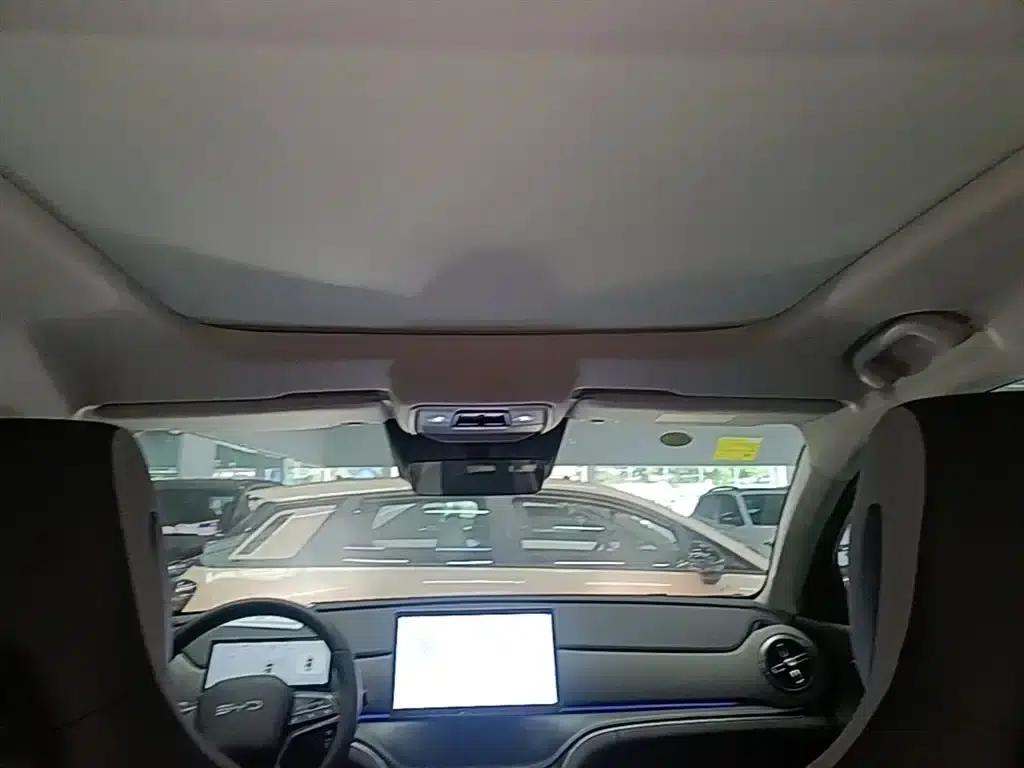 Hiace 05 DM-i 2025 DM-i Smart Driving Edition 75KM Premium — миниатюра 18