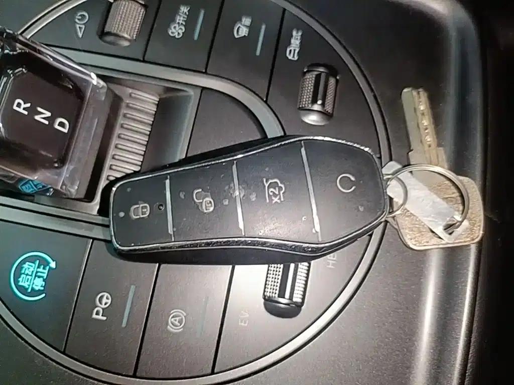 Hiace 05 DM-i 2025 DM-i Smart Driving Edition 75KM Premium — миниатюра 9