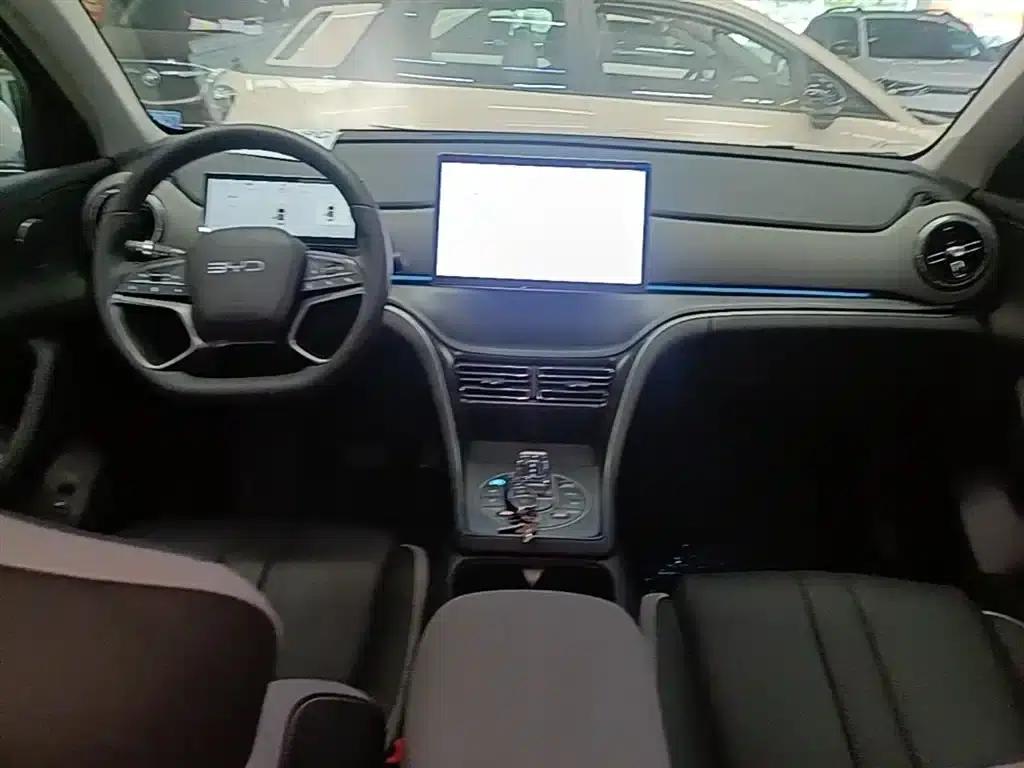 Hiace 05 DM-i 2025 DM-i Smart Driving Edition 75KM Premium — миниатюра 10