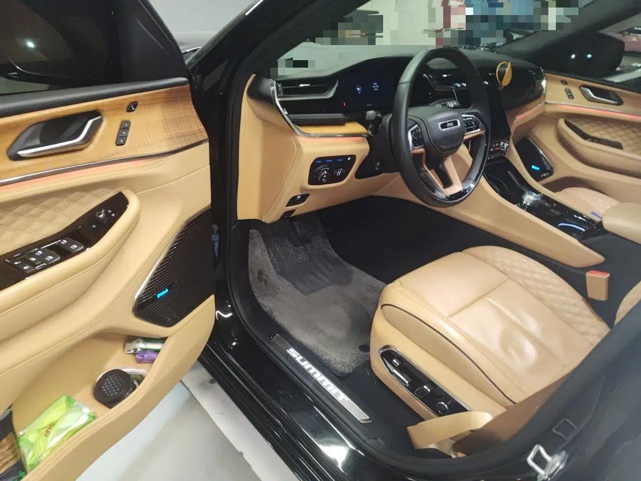 Jeep Grand Cherokee New Energy 2023 4xe Summit Edition — миниатюра 17