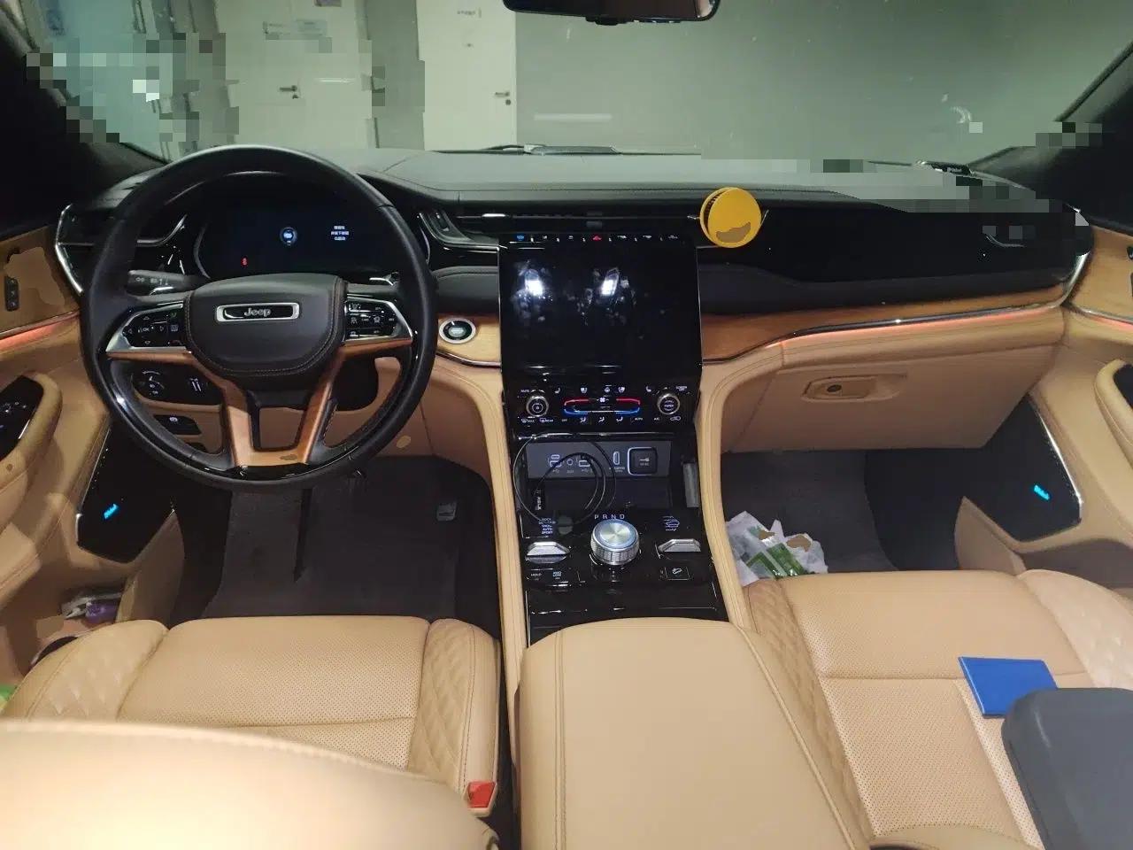 Jeep Grand Cherokee New Energy 2023 4xe Summit Edition — миниатюра 10