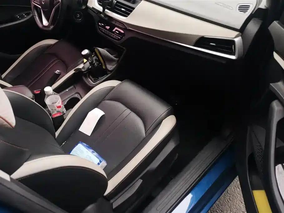 Baojun 360 2019 1.5L Manual Deluxe Edition (National VI Emission Standard) — миниатюра 8