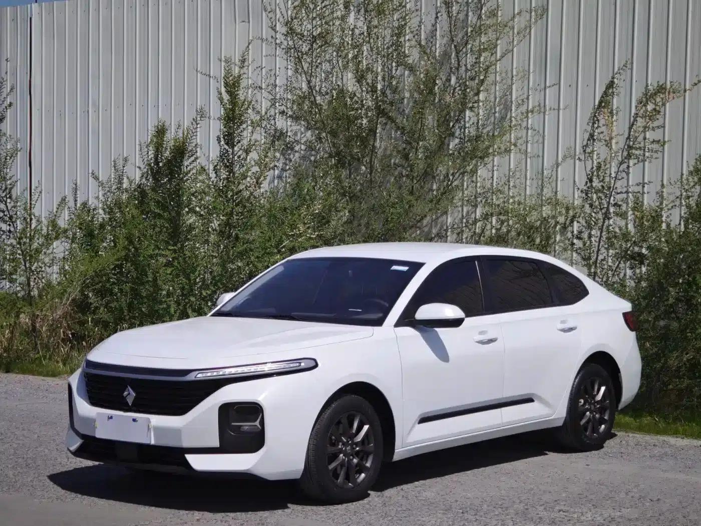 Baojun RC-5 2020 1.5L CVT Smart Elite Edition — миниатюра 1