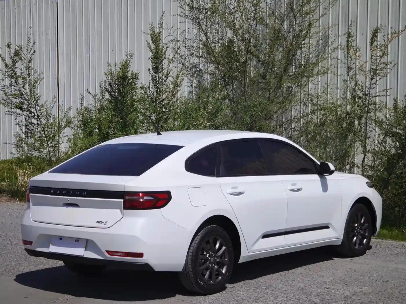 Baojun RC-5 2020 1.5L CVT Smart Elite Edition — миниатюра 4