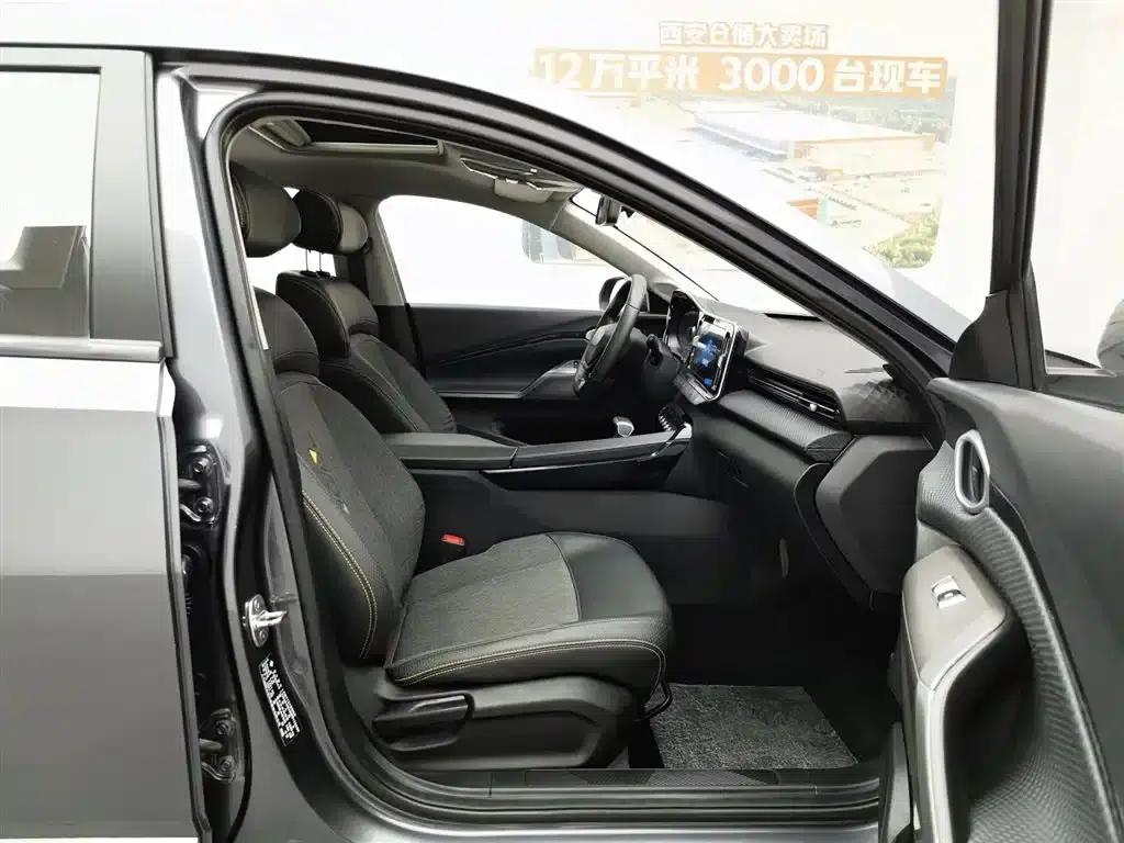 Baojun Valli 2021 1.5T Yili Ranch CVT Luxury Edition — миниатюра 23
