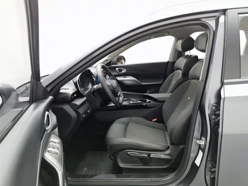 Baojun Valli 2021 1.5T Yili Ranch CVT Luxury Edition — миниатюра 10
