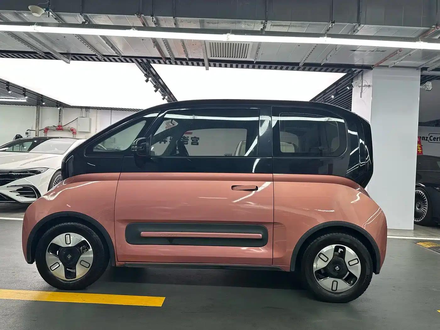 Baojun E300 2020 Plus Interstellar Smart Edition — миниатюра 4