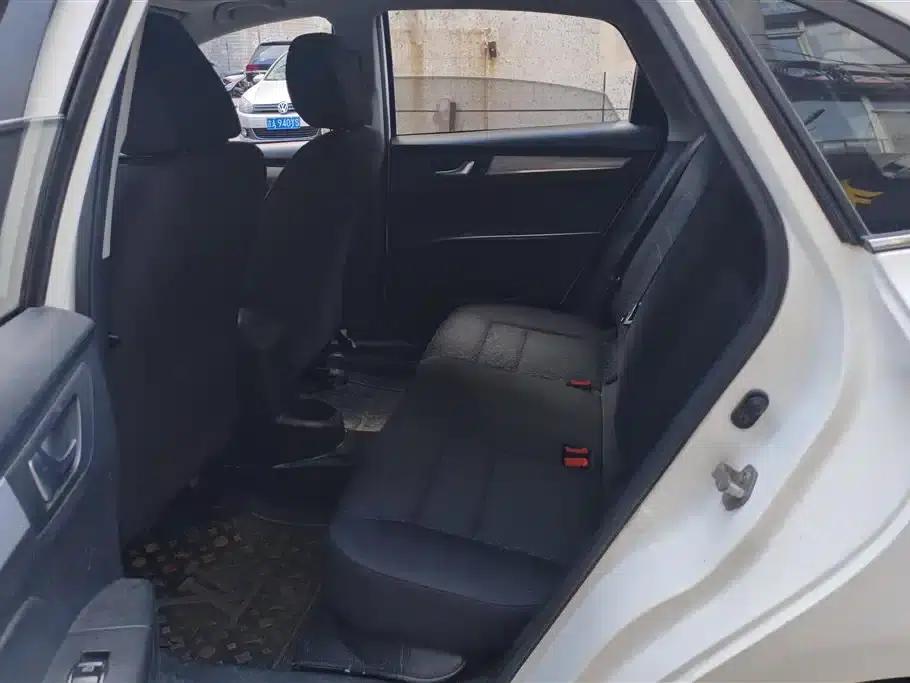 Besturn B30 2016 1.6L Manual Deluxe Edition — миниатюра 11