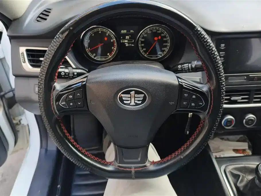 Besturn B30 2016 1.6L Manual Deluxe Edition — миниатюра 15