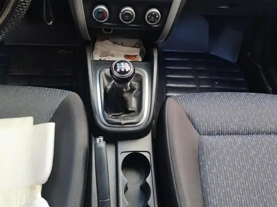 Besturn B30 2016 1.6L Manual Deluxe Edition — миниатюра 16
