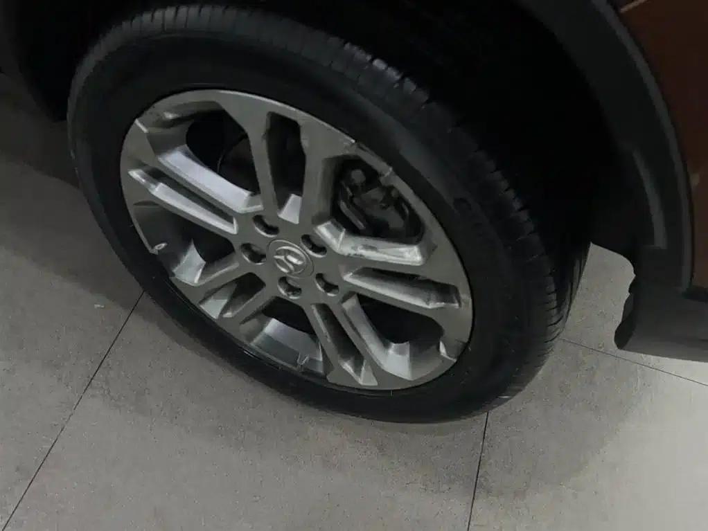 2016 Senova X35 1.5L Automatic Deluxe Edition — миниатюра 11