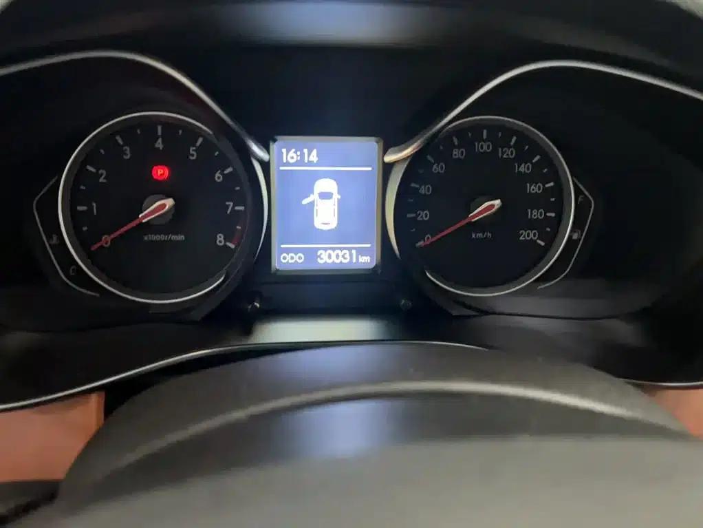 2016 Senova X35 1.5L Automatic Deluxe Edition — миниатюра 4
