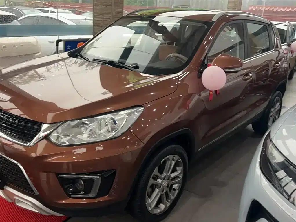 2016 Senova X35 1.5L Automatic Deluxe Edition — миниатюра 7