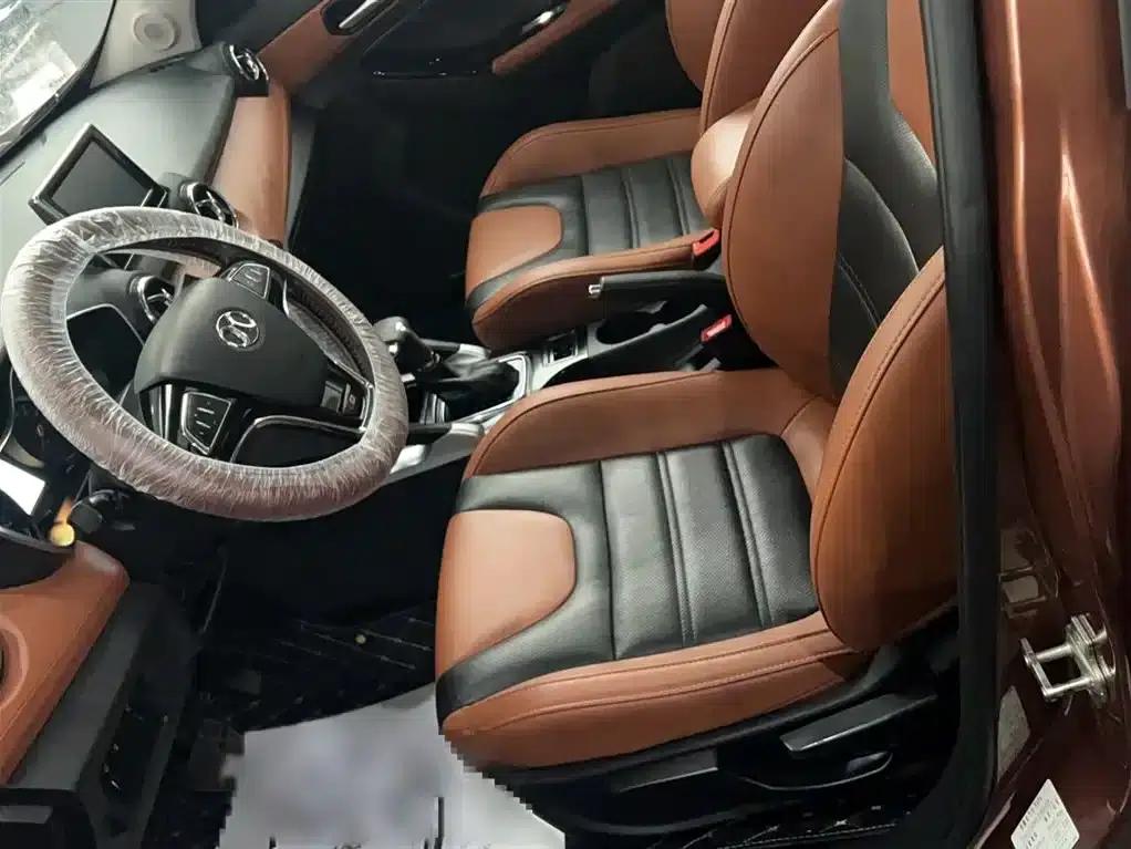 2016 Senova X35 1.5L Automatic Deluxe Edition — миниатюра 9