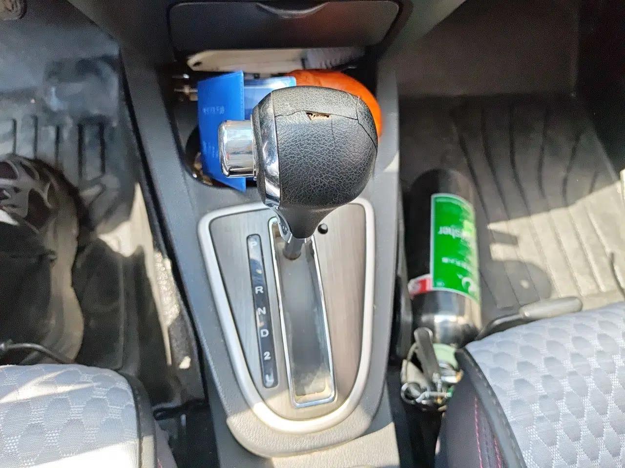 Geely Auto Diamond 2014 Sedan 1.5L Automatic Elite Model — миниатюра 15