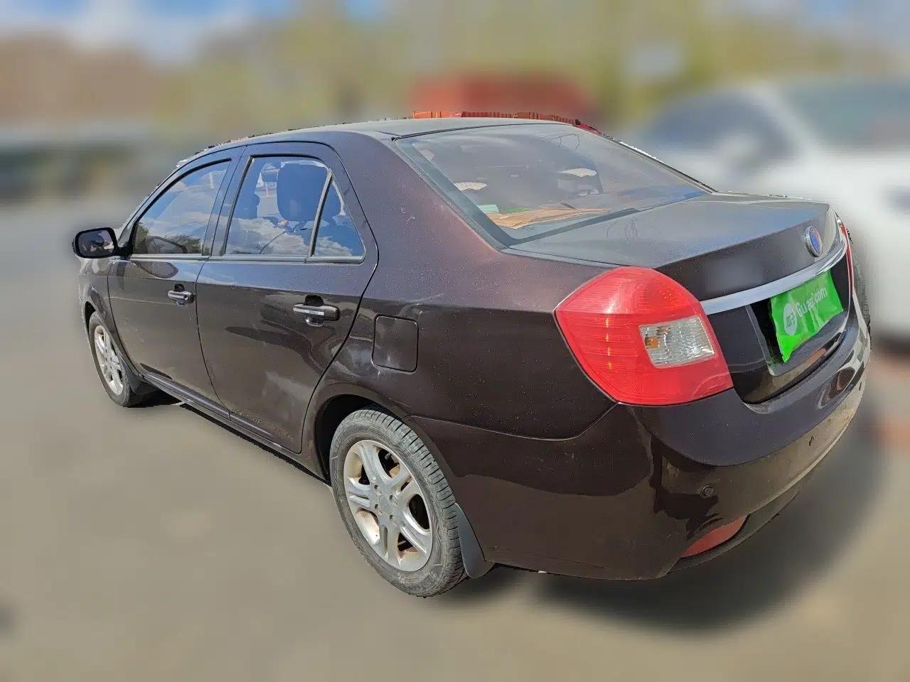Geely Auto Diamond 2014 Sedan 1.5L Automatic Elite Model — миниатюра 4