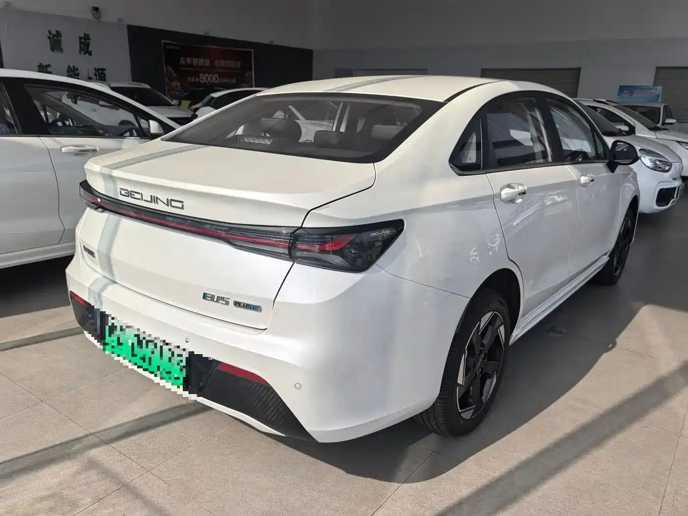 Beijing EU5 PLUS 2023 R600 Premium Edition — миниатюра 5