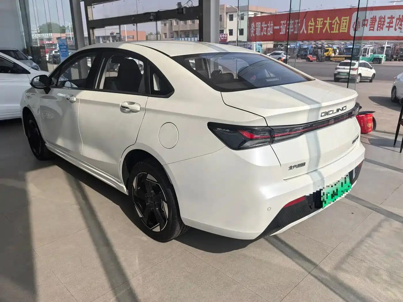 Beijing EU5 PLUS 2023 R600 Premium Edition — миниатюра 6