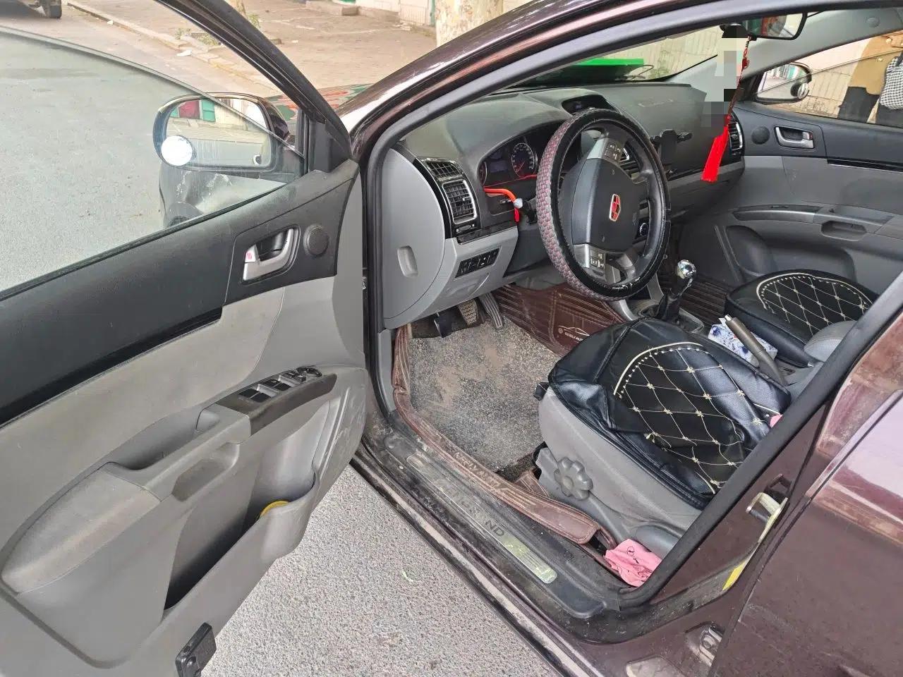 Geely Auto Classic Emgrand 2013 Sedan 1.5L Manual Entry-Level Model — миниатюра 17