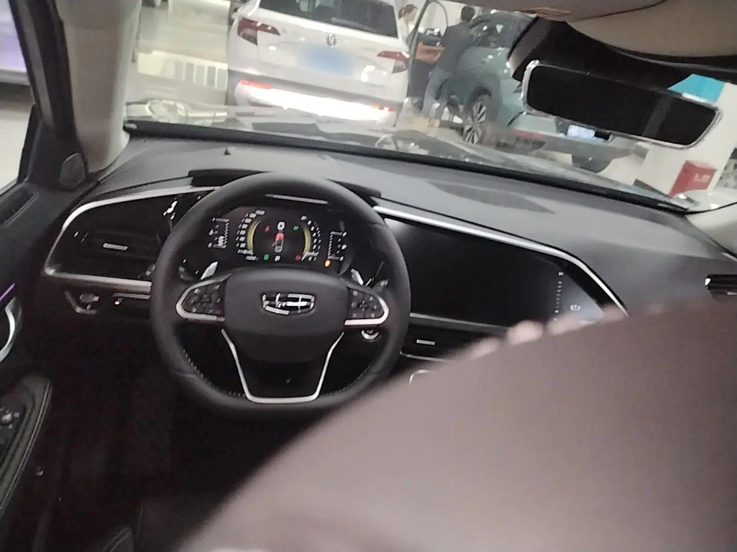 Geely Auto Monjaro S 2021 2.0TD Automatic Two-Wheel Drive Lightning Edition — миниатюра 14