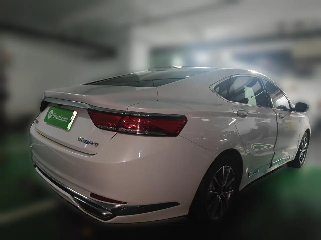 Geely Auto Emgrand GT New Energy 2021 1.5T ePro Elite Edition — миниатюра 6