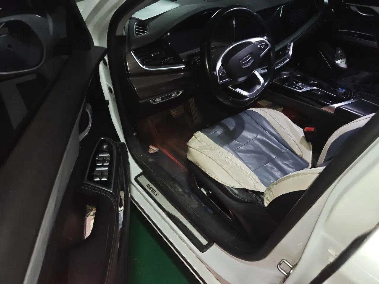 Geely Auto Emgrand GT New Energy 2018 1.5T PHEV Yaoxiang Edition — миниатюра 17