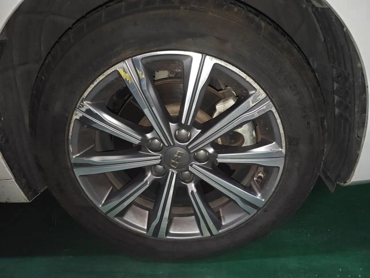 Geely Auto Emgrand GT New Energy 2018 1.5T PHEV Yaoxiang Edition — миниатюра 8