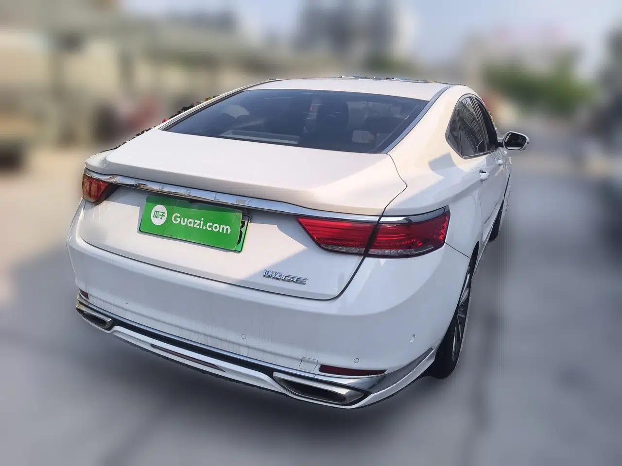 Geely Auto Emgrand GT New Energy 2018 1.5T PHEV Yao Ling Edition — миниатюра 6